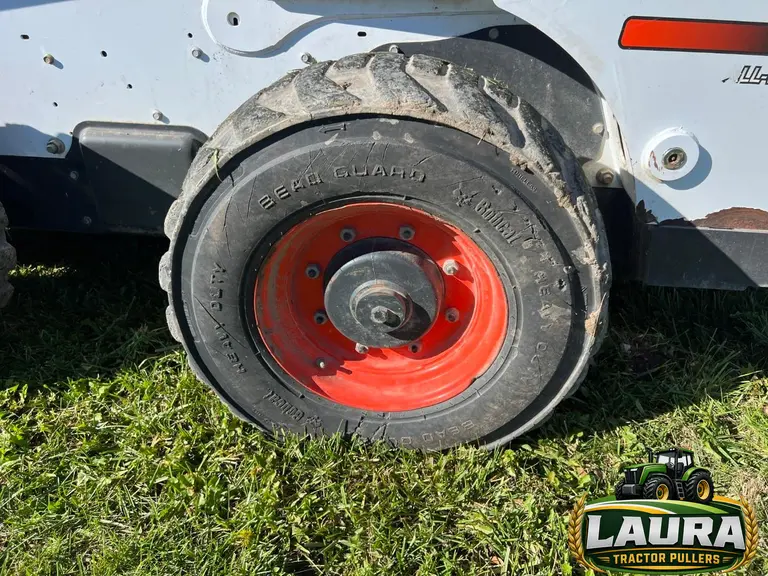 2015 Bobcat A770 All Wheel Steer Skid Steer photo 9