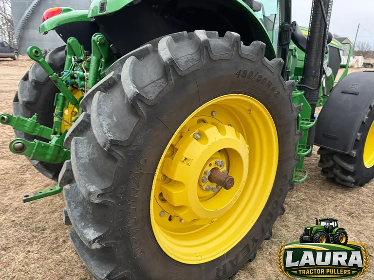 2015 John Deere 6150M MFWD Tractor photo 14