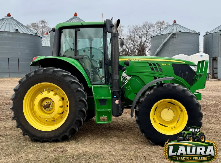 2015 John Deere 6150M MFWD Tractor photo 9