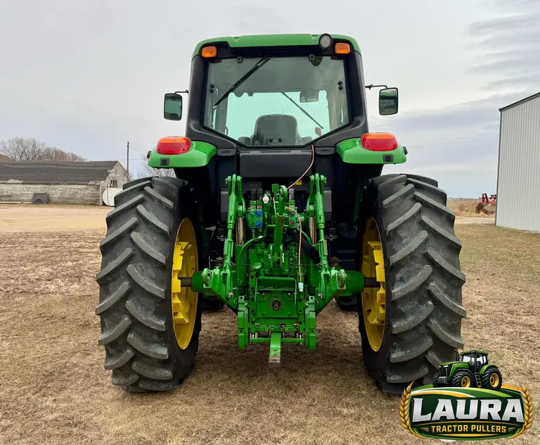 2015 John Deere 6150M MFWD Tractor photo 7