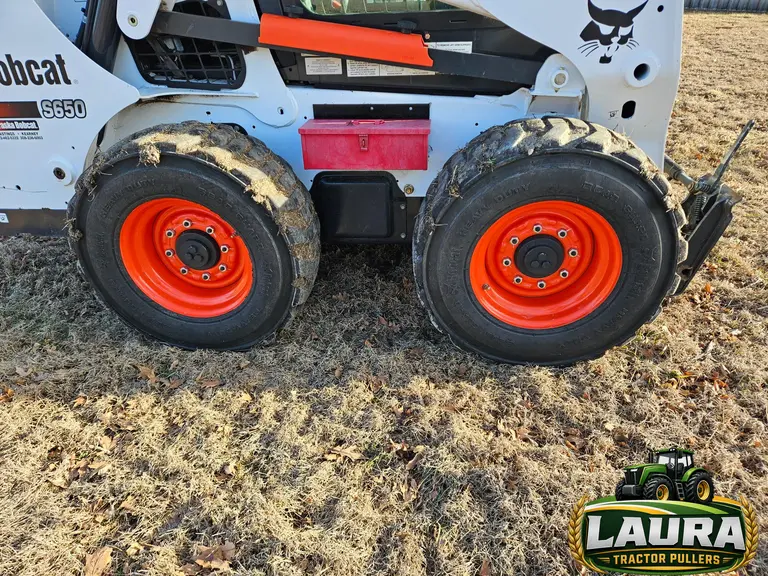 2015 Bobcat S650 Skid Steer photo 11