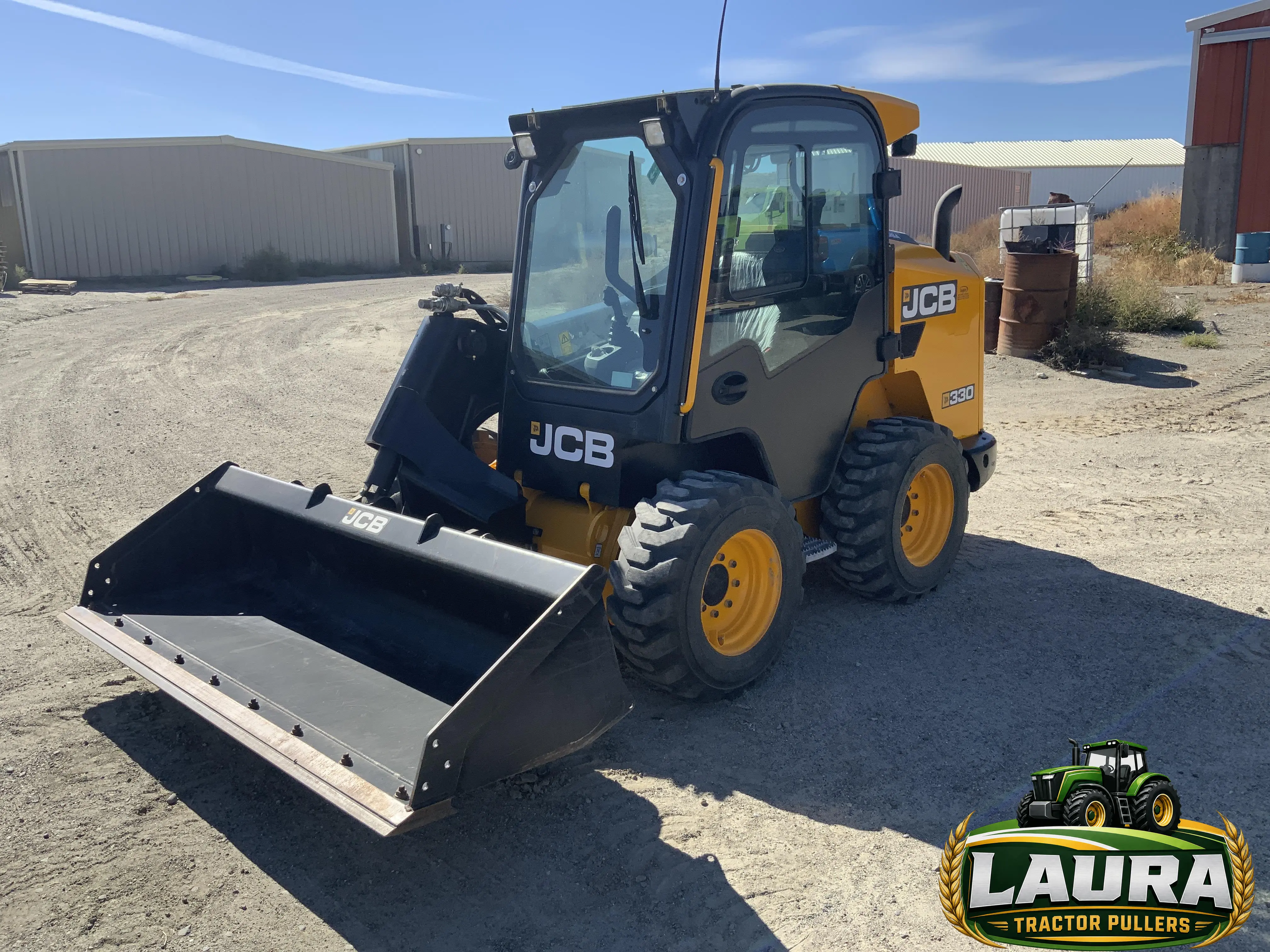 2018 JCB 330 T4 Skid Steer photo 1